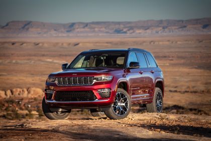 2024 Jeep Grand Cherokee Summit Reserve 11