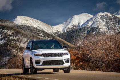 2024 Jeep Grand Cherokee Summit Reserve 23