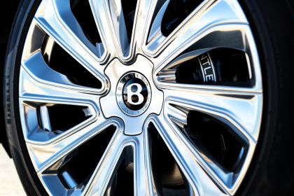 2024 Bentley Bentayga Extended Wheelbase Mulliner 19