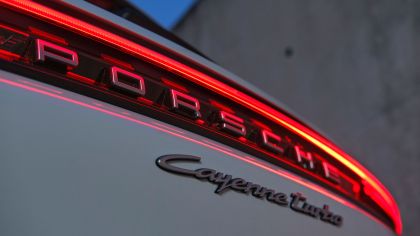 2024 Porsche Cayenne Turbo E-Hybrid 6