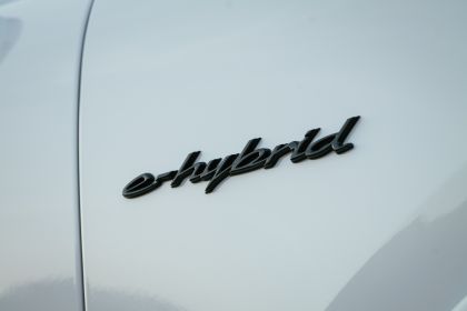 2024 Porsche Cayenne Turbo E-Hybrid 49