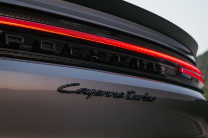 2024 Porsche Cayenne Turbo E-Hybrid Coupé with GT Package 55