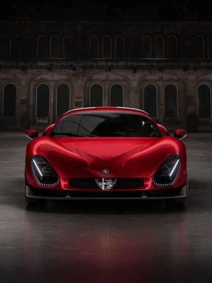 2024 Alfa Romeo 33 stradale 1