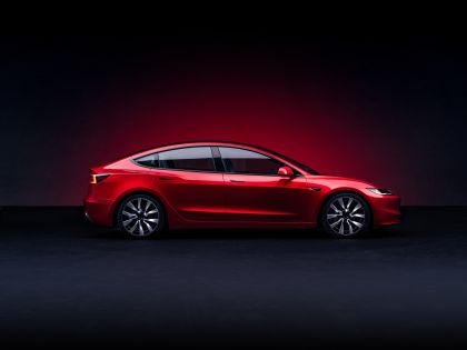 2024 Tesla Model 3 5