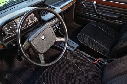 1976 BMW 528 ( E12 ) automatic 16