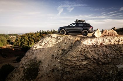 2024 Audi Q8 e-tron Dakar Edition 21