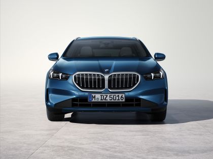2025 BMW 520d ( G61 ) xDrive Touring 4