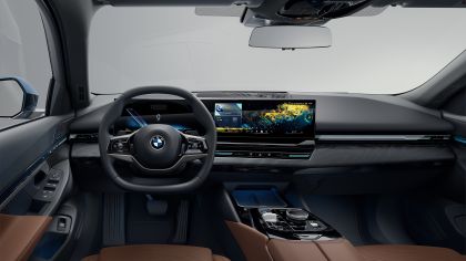 2025 BMW 520d ( G61 ) xDrive Touring 9