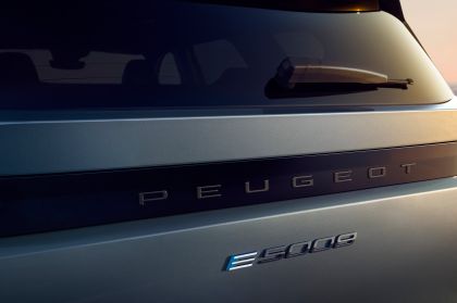 2025 Peugeot e-5008 34