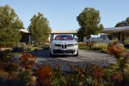 2024 BMW Vision Neue Klasse X concept 7