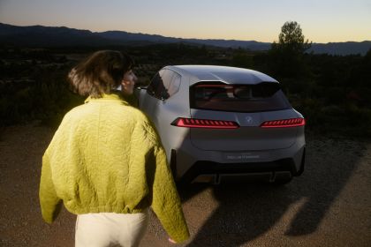 2024 BMW Vision Neue Klasse X concept 12