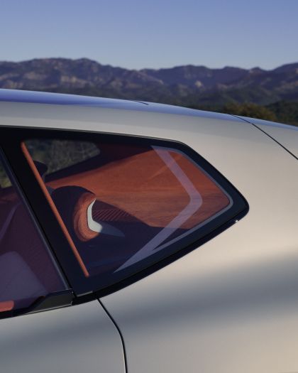 2024 BMW Vision Neue Klasse X concept 23