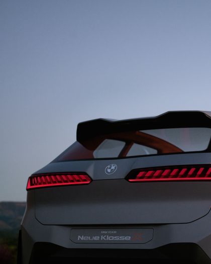 2024 BMW Vision Neue Klasse X concept 25
