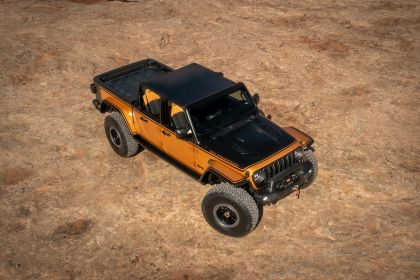 2024 Jeep Gladiator Rubicon High Top concept 6