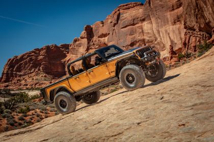 2024 Jeep Gladiator Rubicon High Top concept 10