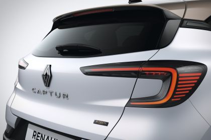2025 Renault Captur E-Tech Hybrid Techno 43