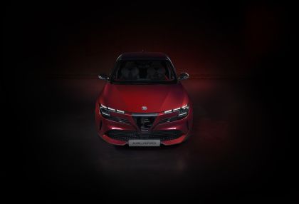 2025 Alfa Romeo Milano 2