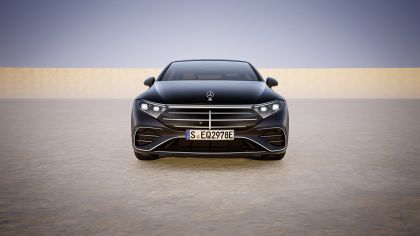 2025 Mercedes-Benz EQS 8