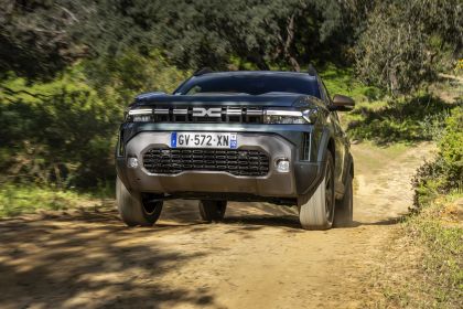 2025 Dacia Duster TCe 130 Extreme 4x4 1