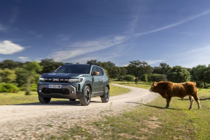 2025 Dacia Duster TCe 130 Extreme 4x4 13