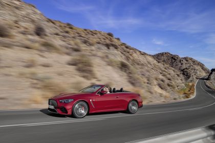2025 Mercedes-AMG CLE 53 4Matic+ cabriolet 1