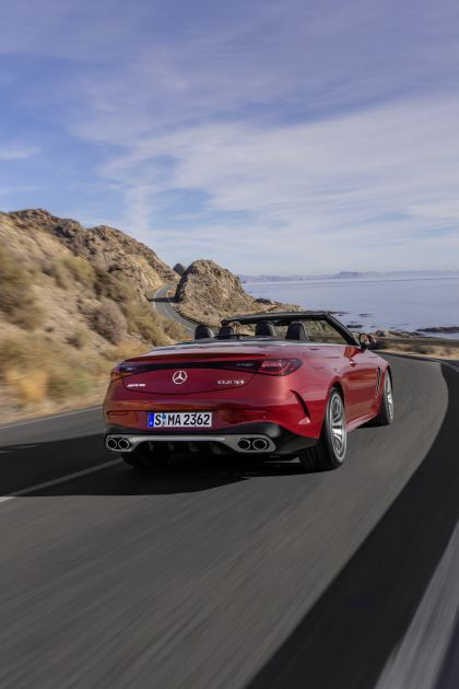 2025 Mercedes-AMG CLE 53 4Matic+ cabriolet 12