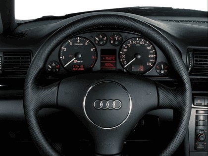 2000 Audi RS4 26