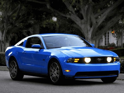 2010 Ford Mustang 43