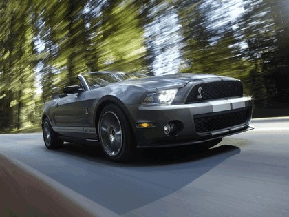 2010 Ford Mustang Shelby GT500 convertible 5