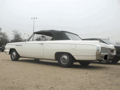 1963 Buick Skylark convertible 4