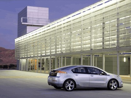 2011 Chevrolet Volt production show car 15