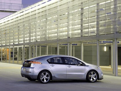 2011 Chevrolet Volt production show car 16