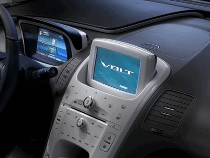 2011 Chevrolet Volt production show car 32
