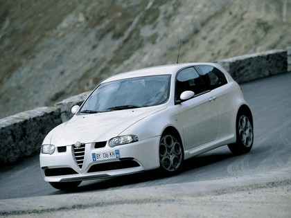 2002 Alfa Romeo 147 GTA 21