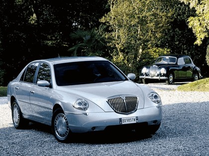 2002 Lancia Thesis 18