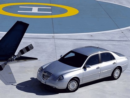 2002 Lancia Thesis 37