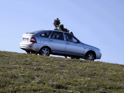 2008 Lada Priora hatchback 5