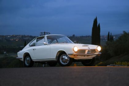 1968 BMW 1600 GT 35