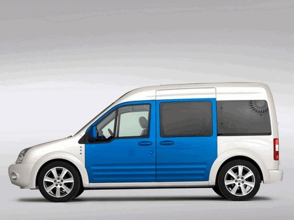 2009 Ford Transit Connect Family One concept 4