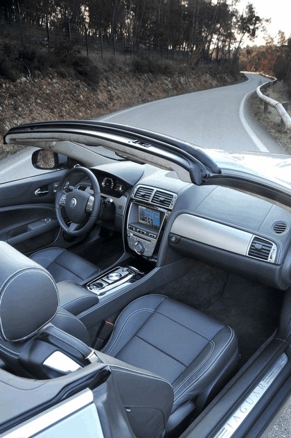 2009 Jaguar XK convertible 21