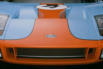 2003 Ford GT concept 4
