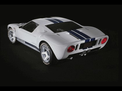 2003 Ford GT concept 33
