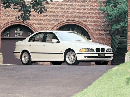1995 BMW 528i ( E39 ) 2