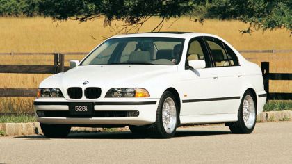 1995 BMW 528i ( E39 ) 4