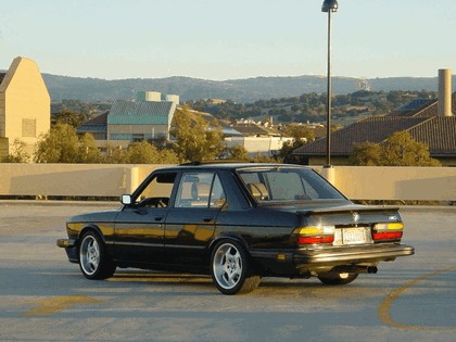 1986 BMW M5 ( E28 ) - USA version 3