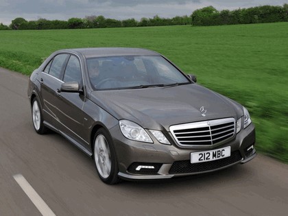 2009 Mercedes-Benz E220 CDI ( W212 ) AMG sports package - UK version 5