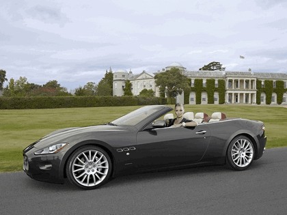 2009 Maserati GranCabrio 16