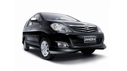 2009 Toyota Innova V 8