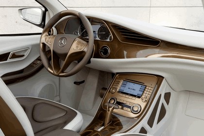 2009 Mercedes-Benz BlueZERO E-CELL PLUS concept 9