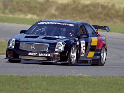 2004 Cadillac CTS-V race car 2